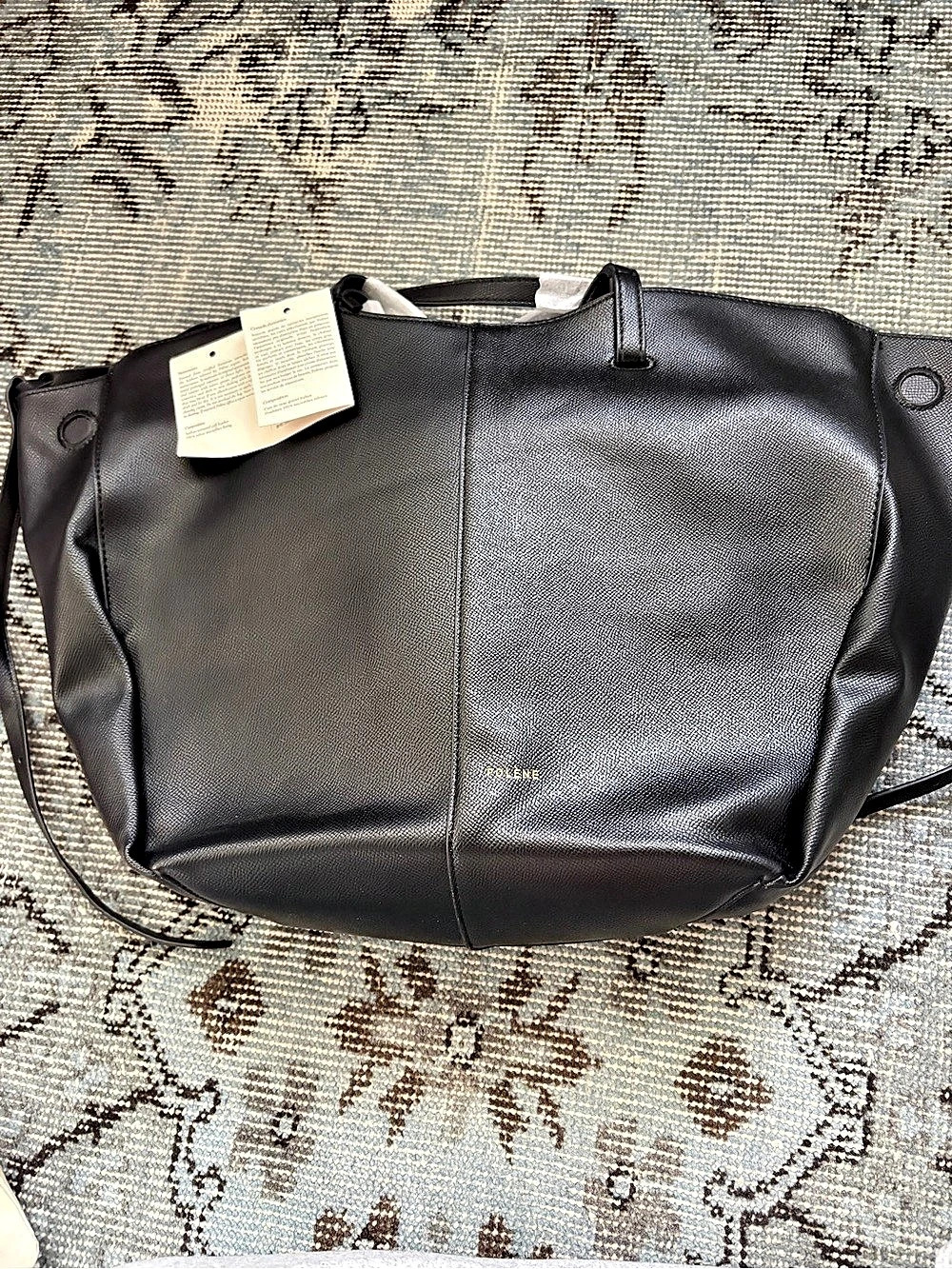 Medium Tote in Black